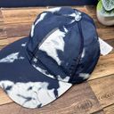 Lululemon Baller Hat Soft Adjustable NWT One Size (Indigo Ice Print Blue Multi) Photo 1