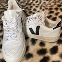 VEJA V-12 Leather white Cyprus Sneakers Photo 5