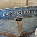 American Eagle Women’s Blue Denim Stretch Super Distressed Mom Jean 8 Regular Photo 4