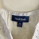 Modcloth  White V-Neck Wide Strap Lightweight Pullover Cami Tank Size X-Small Photo 4