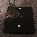 Tahari 2 in 1 clutch wallet & wristlet Photo 3