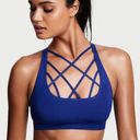 Victoria Sport  Strappy-front Seamless Sport Bra Photo 0