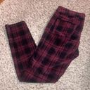 St. John’s Bay Black & Red Plaid Cordaroy Skinny Leg Pants Size 6 Photo 8