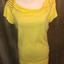 Ariat Women’s Sunflower 🌻 Yellow  Tunic Photo 4