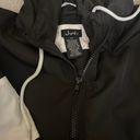 Justify Windbreaker  Photo 1