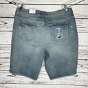 Time & Tru  NWT Size 18 Medium Blue Wash Denim Distressed Utility Bermuda Shorts Photo 1