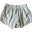 Lululemon  Women’s 6 Hotty Hot Short II Long 4" White Athletic Lined Sporty Gym Photo 5