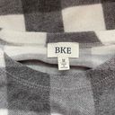 BKE Gray & White Buffalo Plaid Print Sherpa Pullover Sweater Photo 7