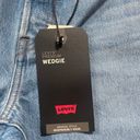 Levi's Wedgie Icon Fit Ankle Jeans Photo 2