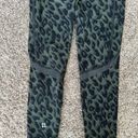 Sweaty Betty  Zero Gravity High Waisted 7/8 Running
Leggings Olive Leopard Print Photo 8