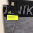 Nike  pro ladies tight fit athletic 8” legging shorts size large Photo 7