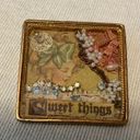 Vtg unique sweet things girly pin Photo 5