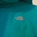 The North Face Women’s Windbreaker Photo 5