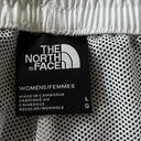 The North Face BLACK AND WHITE HYDRENALINE SHORT WOMEN’S LARGE Photo 9