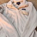 Patagonia White Pullover Photo 0