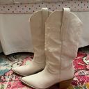 White Cowgirl Boots Size 9 Photo 3