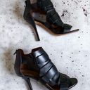 Givenchy Authentic  caged woven leather high heels black Photo 0