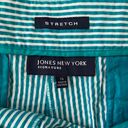 Jones New York Jones, New York signature stretch women 14 textured stripe shorts green/white Photo 3