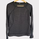 Lululemon Athletica Women's Run For Gold Long Sleeve Shirt Top Size 6 Black/Gold Photo 3