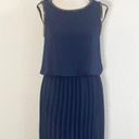 Romeo + Juliet Couture  Women’s Sleeveless Navy Blue Sheath Dress In a size Small  Photo 0