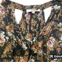 Ro & De  Floral Sleeveless Racerback Blouse with Pintuck Details Photo 6