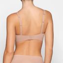 SKIMS NWT  Naked Plunge Bra Clay Size M Photo 3