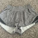 Lululemon Hotty Hot Short 2.5” Photo 0