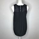 Club Monaco  Women's Black Linen Crochet Sleeveless Blouse Size Small Photo 4