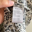 Ecote URBAN OUTFITTERS  LEAF PRINT BLOUSE TANK TOP WOMENS SIZE M BLACK WHITE Photo 3