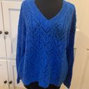 American Eagle Jegging Fit Long Sleeve V Neck Pullover Size Large Photo 0