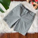 Lands'End Lands’ End Green Grey Mid Rise Bermuda Shorts Size 8 khaki Photo 0