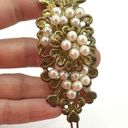 Faux pearl gold tone hair clip Photo 4