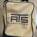 Ariat  Zipper Duffel Bag ATS *LARGE SIZED* Shoulder Stap and bottom pegs Photo 3