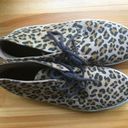 Gap  Womens Cheetah Print Midtop Sneaker Sz 8 Photo 3