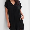 Gap  V-Neck dress with side pockets Photo 0