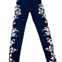 Fabletics  HIGH WAISTED PRINTED POWERHOLD LEGGING LIGHT SPRINGFIELD WHITE FLORAL Photo 2