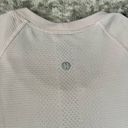 Lululemon  Swiftly Tech Short Sleeve 2.0 Photo 4