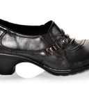 Earth Origins  black heeled leather Roxanne shoes Photo 4