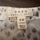 Joie Soft  white & gray animal print long sleeve button down top size XS Photo 5