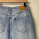 Aritzia Denim Forum 29 Joni High Rise Loose Jeans Distressed Stone Light Wash Photo 2