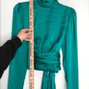 Slate + Willow  Green Satin Crop Top Long Sleeve Open Back Big Bow Photo 11