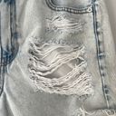 American Eagle  Mom Short Ripped Size 8 Light Wash Photo 1