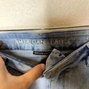 American Eagle  Light Wash Distressed Curvy Hi Rise Jegging Crop Jeans Size 10 Photo 2