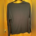 Fabletics  athletic long sleeve NEVER WORN Photo 3