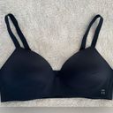 Second Skin Tommy John 36C  Lightly Lined Wireless bra in black Photo 1