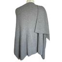 Neiman Marcus  Cashmere Sweater Wrap in Medium Gray Photo 2