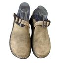 Chaco Shoes Womens 9 Tan Brown Toecoop Brown Suede Leather Clogs Straps Outdoors Photo 2