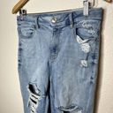 American Eagle  Light Wash Distressed Curvy Hi Rise Jegging Crop Jeans Size 10 Photo 1