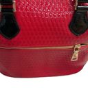 Aura Red Patent Leather Bag Photo 2