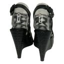 B Makowsky  Jaden Black Leather Wedge Slingback Sandals Criss Cross Cage Sz 6.5 Photo 8